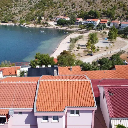 Mia-1 By Interhome Apartmán *