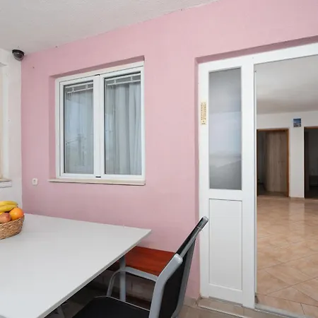 Mia-1 By Interhome * Obrovac