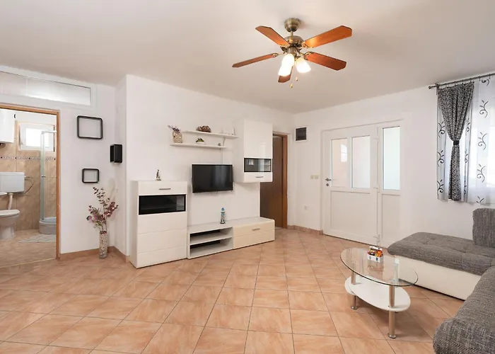 Apartman Mia-1 By Interhome Obrovac