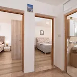 Apartamento Mia-1 By Interhome