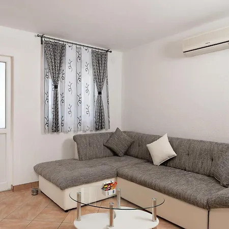 Apartment Mia-1 By Interhome *